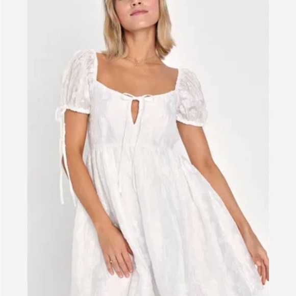 Lulus Dresses & Skirts - Exceptionally Angelic Fairy White Floral Puff Sleeve Mini Dress size L